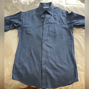 Van-Heusen Dress shirt (S)